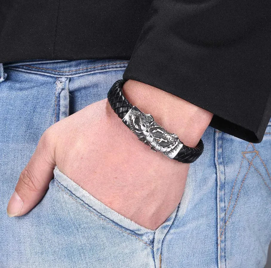 Animal Magnetic Buckle Leather Men's Bracelet