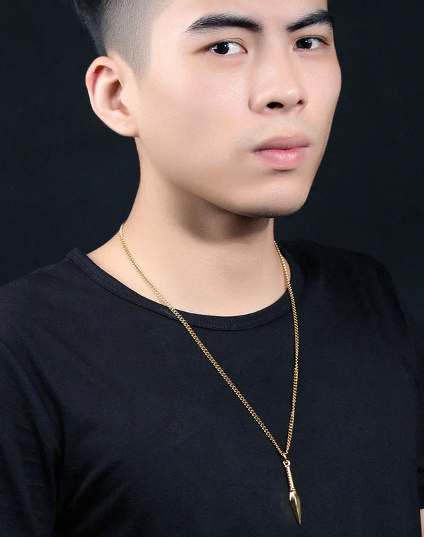 Men's Pendant Necklace with Arrowhead Design