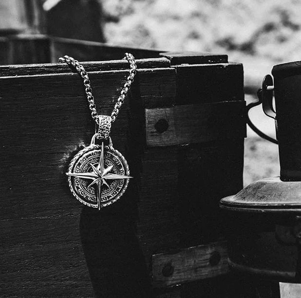 Compass Pendant Alloy Necklace for Men