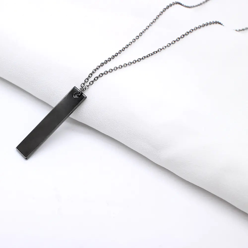 Long Metal Chain Pendant Necklace for Men and Women