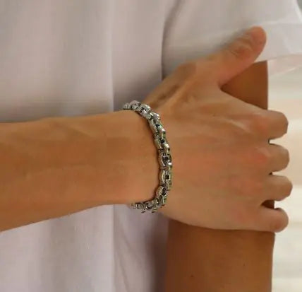 Casual Sleek Steel Chain Men's Bracelet