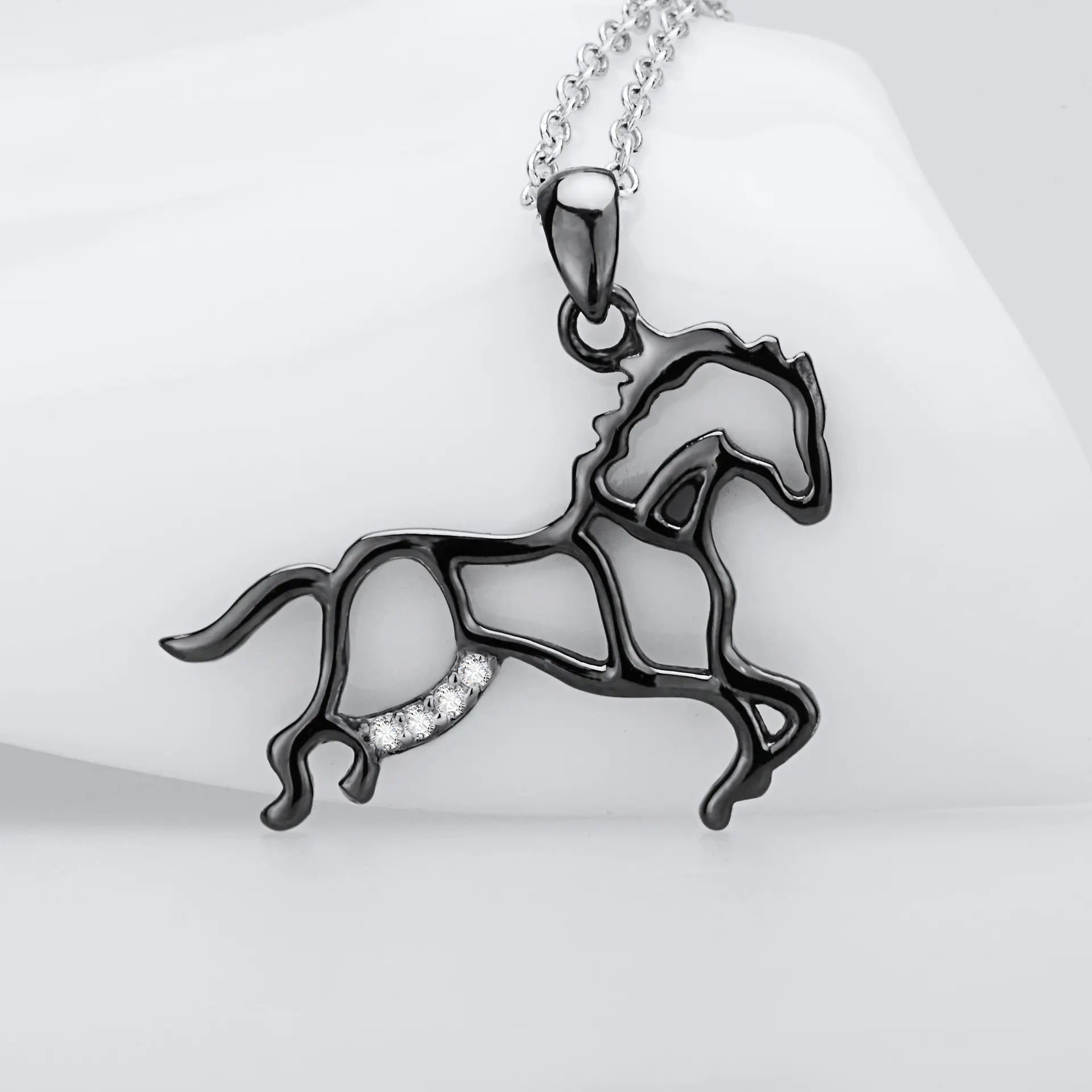 Women's Necklace with Horse Pendant in 925 Silver